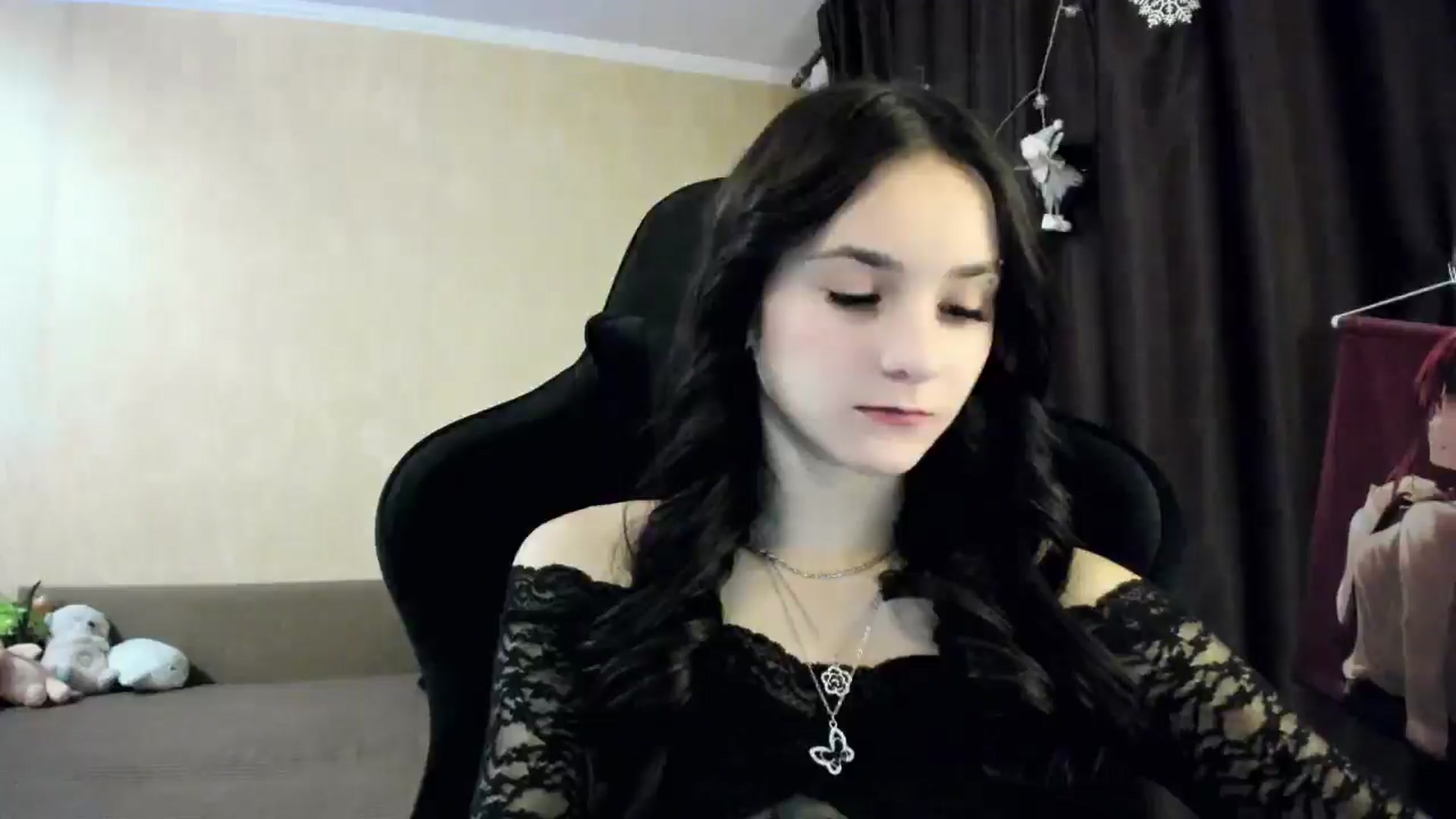 Gallery image thumbnail from Madison_Burke's myfreecams stream on, 12/29/2025, 19:59 image 13 of 20