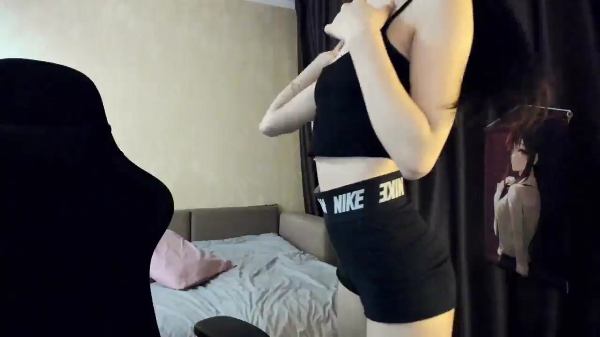 Gallery image thumbnail from Madison_Burke's myfreecams stream on, 04/05/2026, 20:34 image 5 of 20