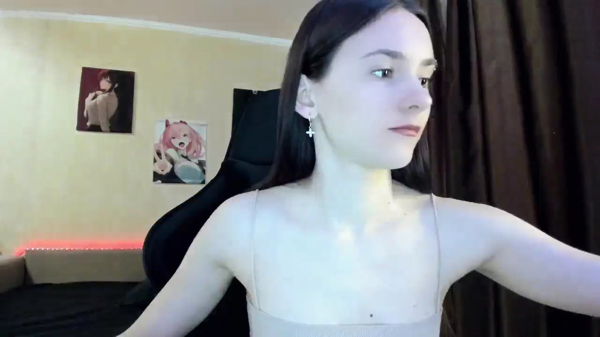 Gallery image thumbnail from Madison_Burke's myfreecams stream on, 04/18/2026, 09:09 image 16 of 20