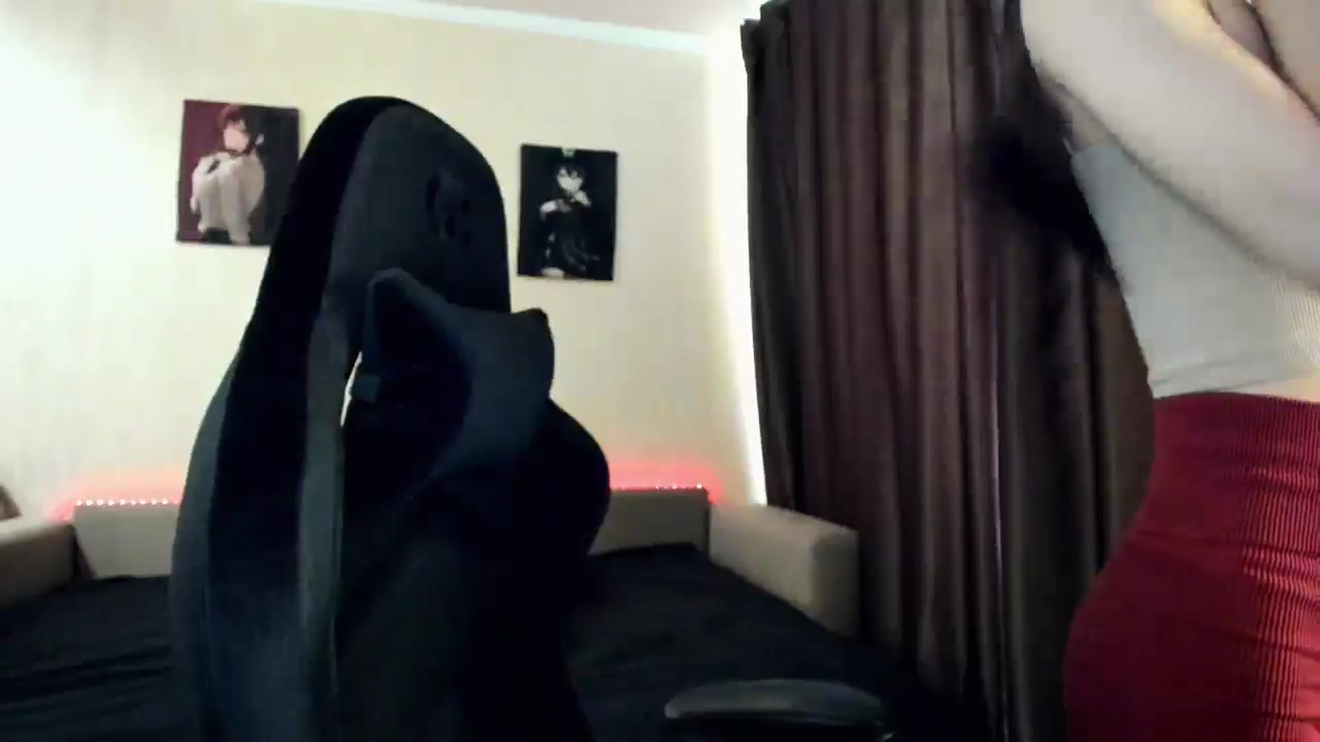 Gallery image thumbnail from Madison_Burke's myfreecams stream on, 04/18/2026, 09:09 image 13 of 20