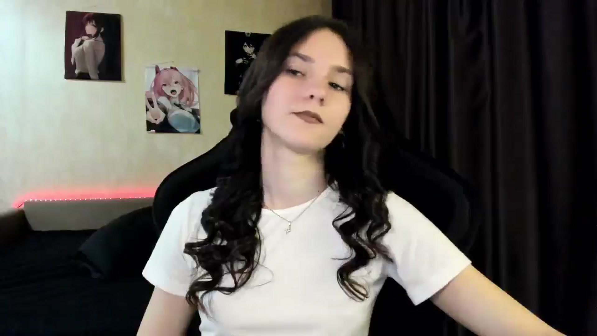 Gallery image thumbnail from Madison_Burke's myfreecams stream on, 04/21/2026, 18:51 image 3 of 20