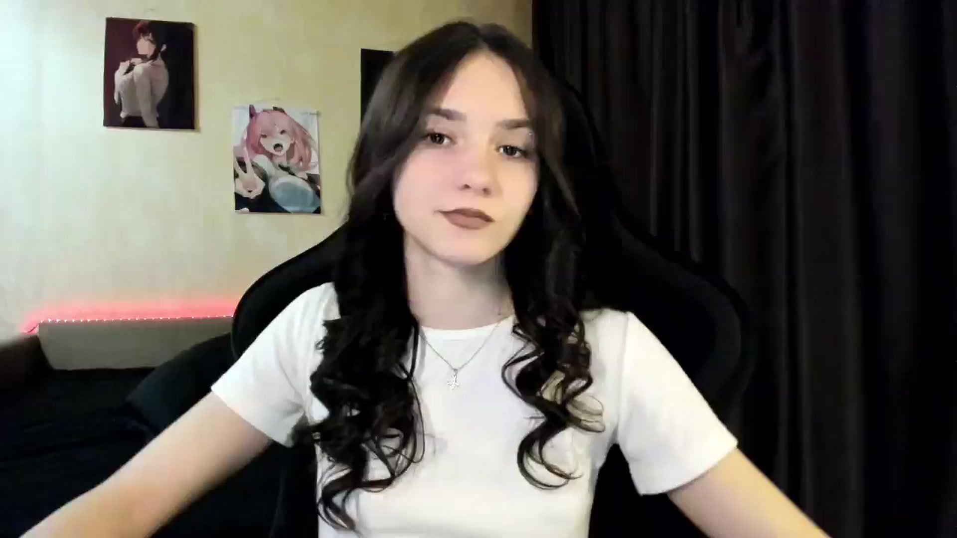 Gallery image thumbnail from Madison_Burke's myfreecams stream on, 04/21/2026, 18:51 image 20 of 20