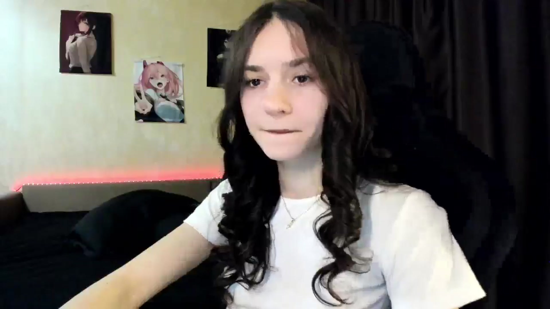 Gallery image thumbnail from Madison_Burke's myfreecams stream on, 04/21/2026, 18:51 image 10 of 20