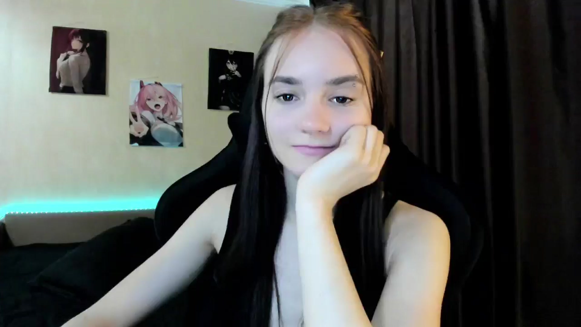 Gallery image thumbnail from Madison_Burke's myfreecams stream on, 04/28/2026, 07:55 image 10 of 20