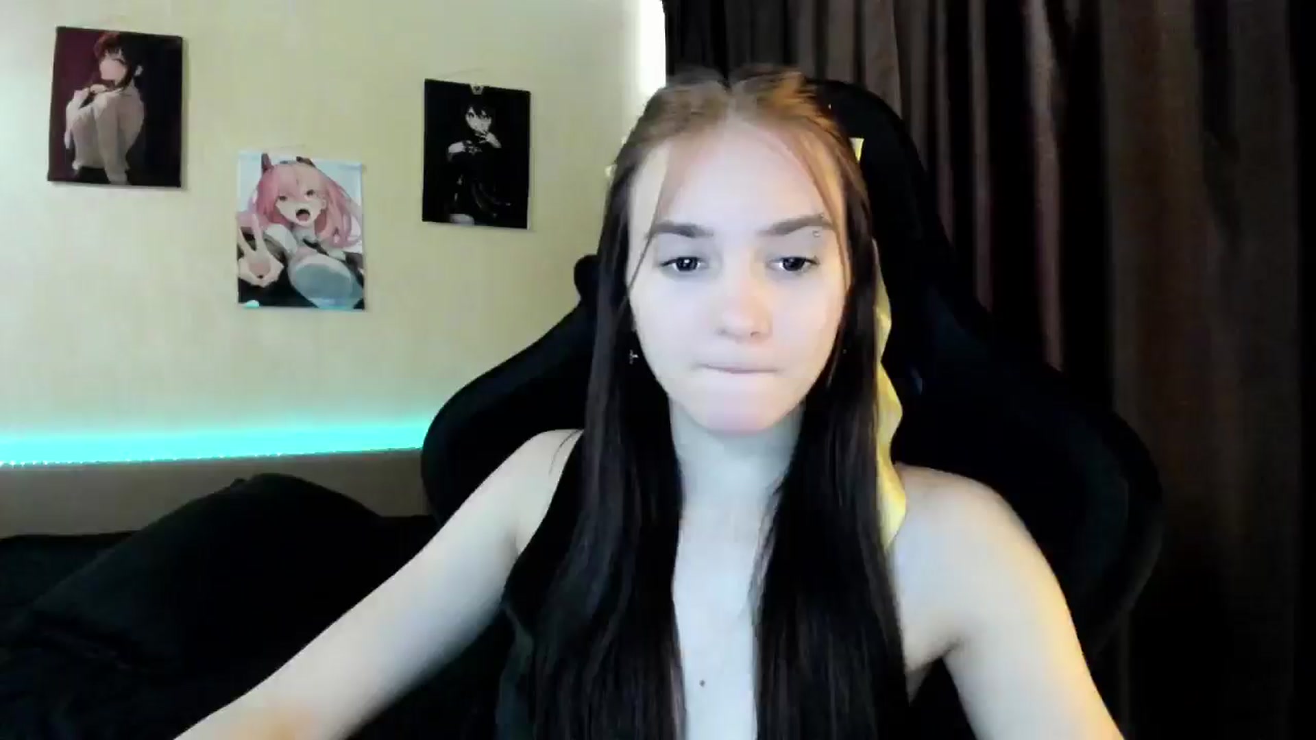 Gallery image thumbnail from Madison_Burke's myfreecams stream on, 04/28/2026, 07:55 image 19 of 20
