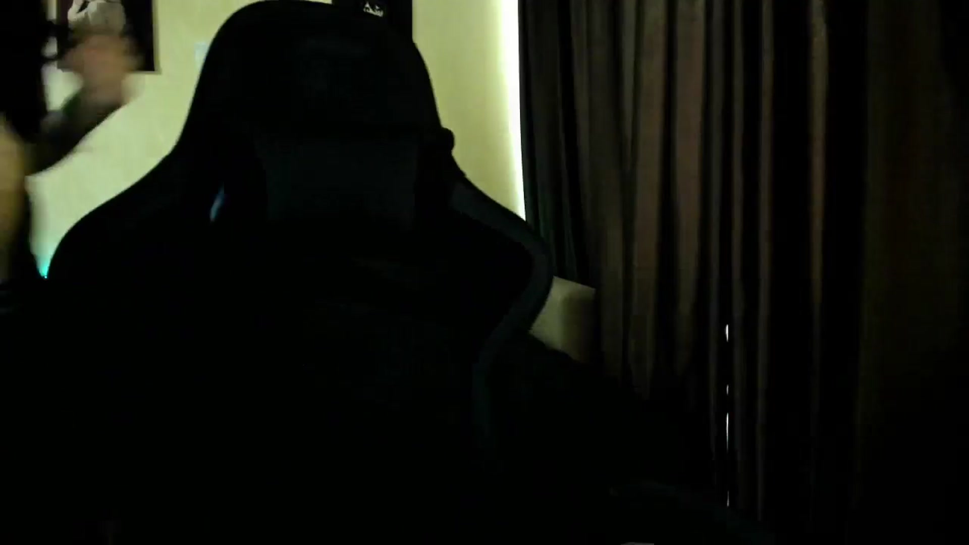 Gallery image thumbnail from Madison_Burke's myfreecams stream on, 04/28/2026, 07:55 image 16 of 20