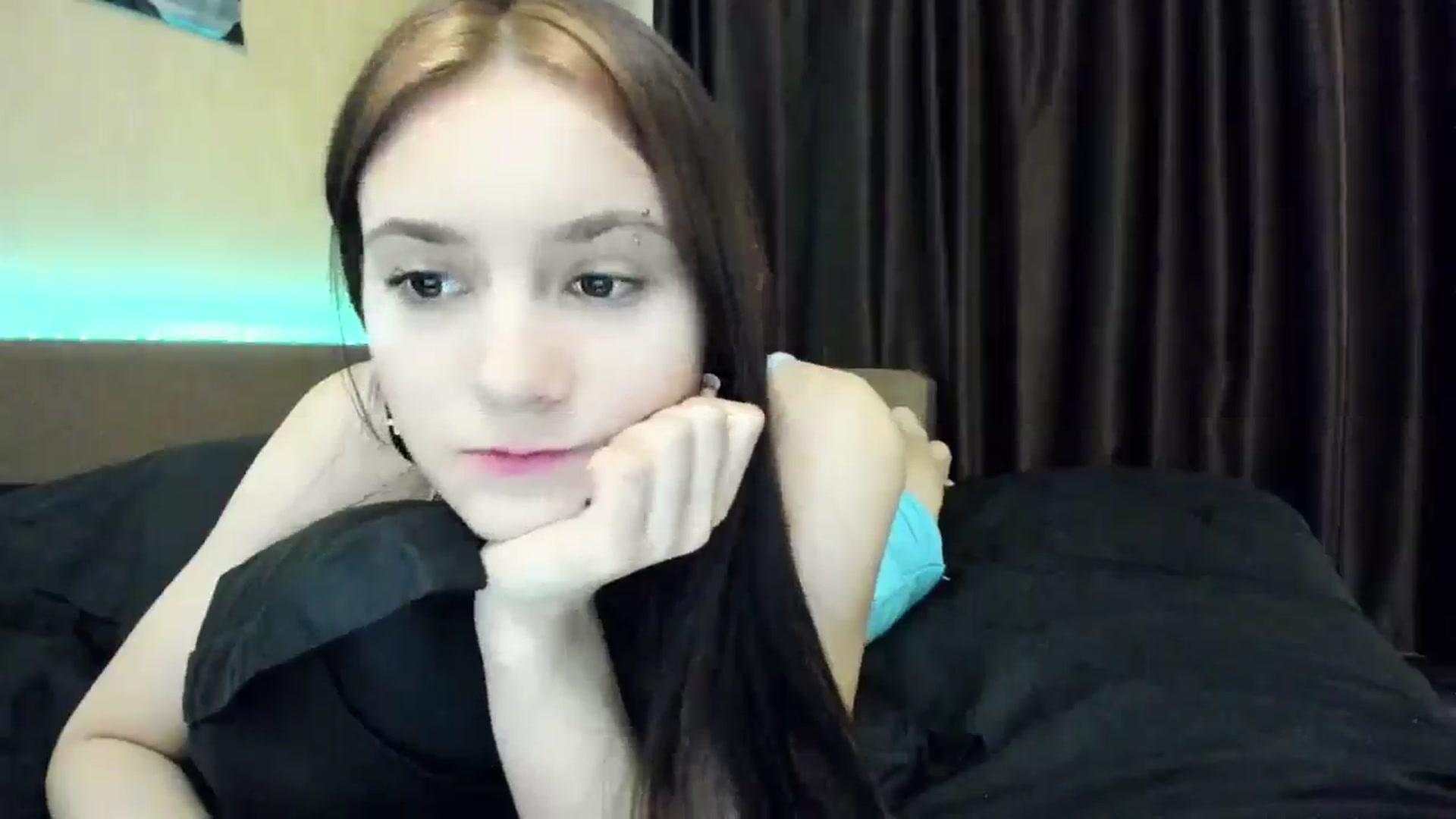 Gallery image thumbnail from Madison_Burke's myfreecams stream on, 04/30/2026, 17:11 image 18 of 20