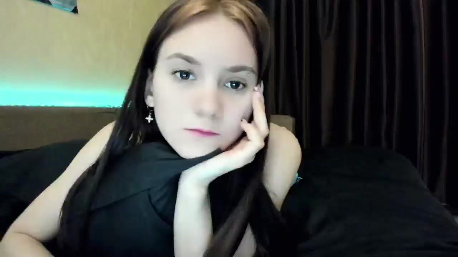 Gallery image thumbnail from Madison_Burke's myfreecams stream on, 04/30/2026, 17:11 image 10 of 20