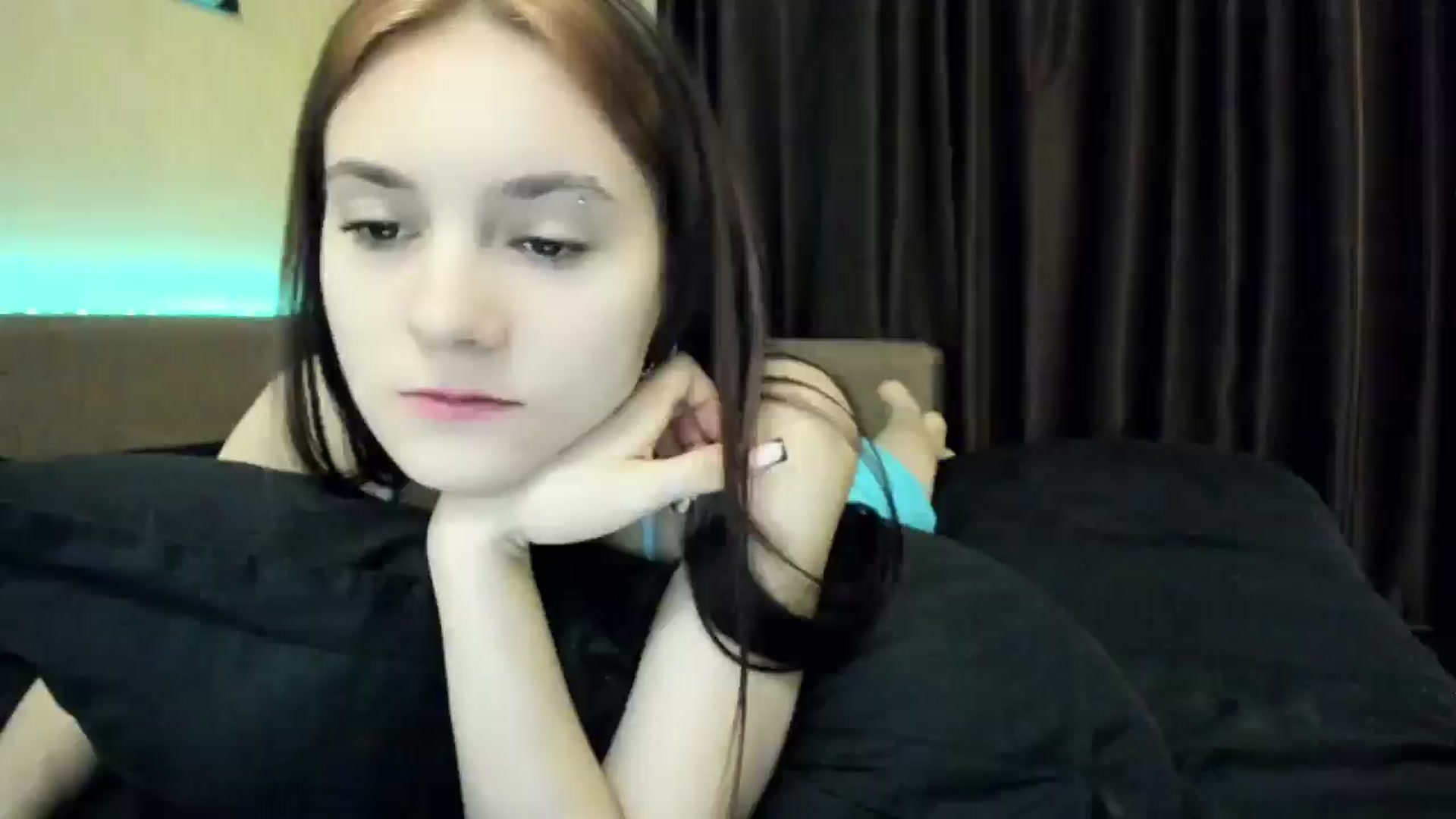 Gallery image thumbnail from Madison_Burke's myfreecams stream on, 04/30/2026, 18:00 image 20 of 20
