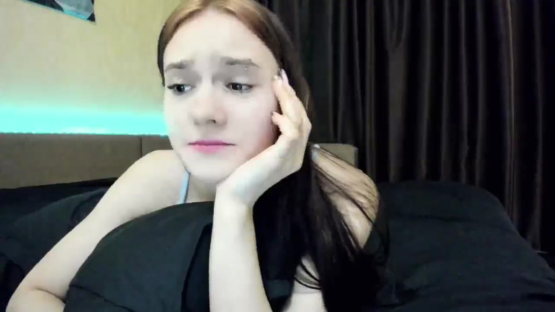 Gallery image thumbnail from Madison_Burke's myfreecams stream on, 04/30/2026, 18:00 image 4 of 20