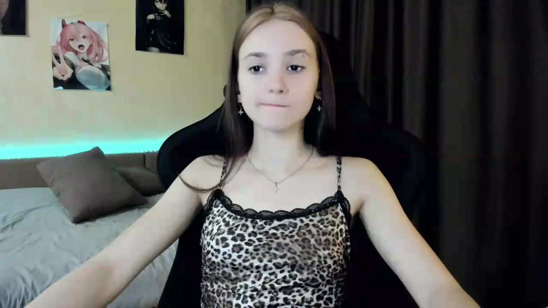 Gallery image thumbnail from Madison_Burke's myfreecams stream on, 05/06/2026, 21:14 image 18 of 20