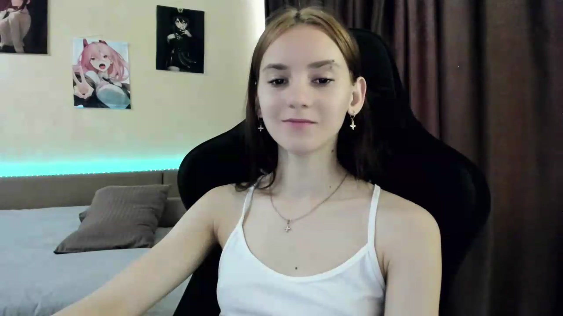 Gallery image thumbnail from Madison_Burke's myfreecams stream on, 05/14/2026, 05:34 image 16 of 20