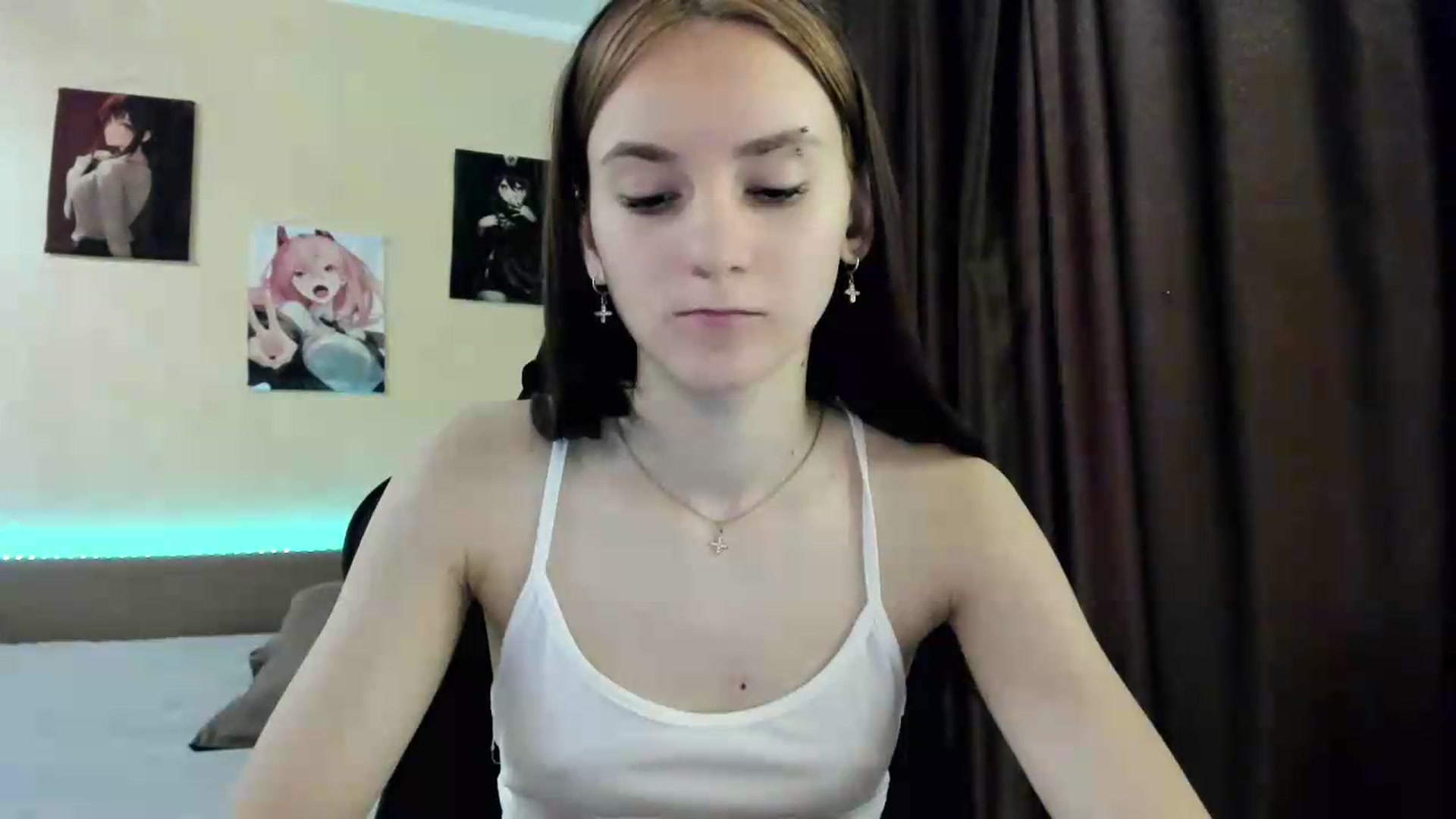 Gallery image thumbnail from Madison_Burke's myfreecams stream on, 05/14/2026, 07:25 image 18 of 20