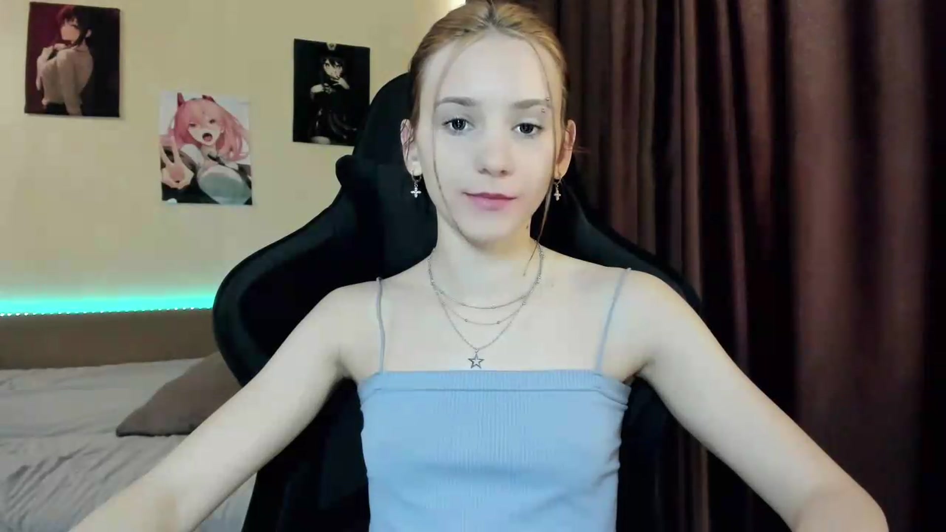 Gallery image thumbnail from Madison_Burke's myfreecams stream on, 05/15/2026, 08:15 image 2 of 20