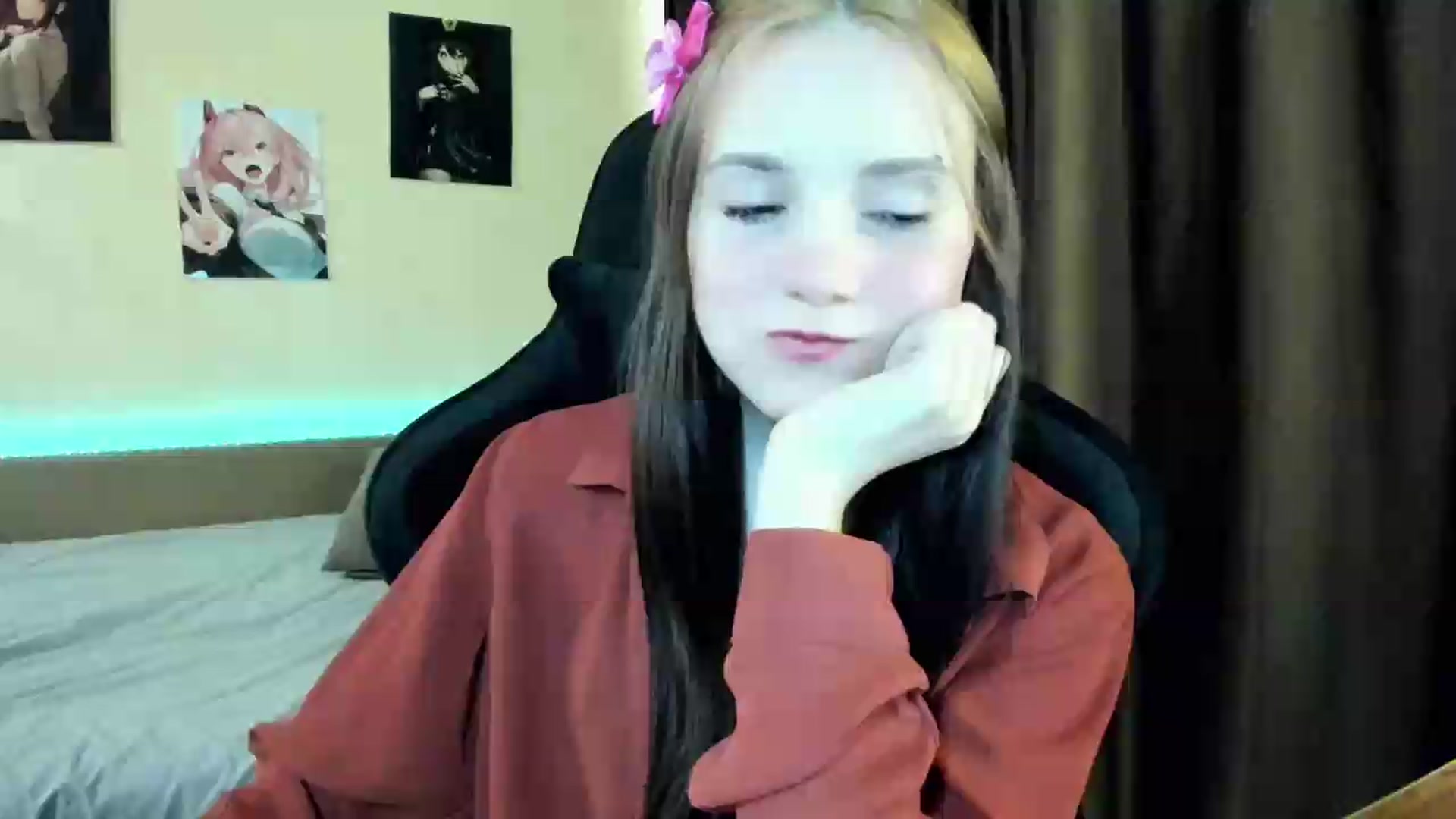 Gallery image thumbnail from Madison_Burke's myfreecams stream on, 05/15/2026, 16:40 image 15 of 20