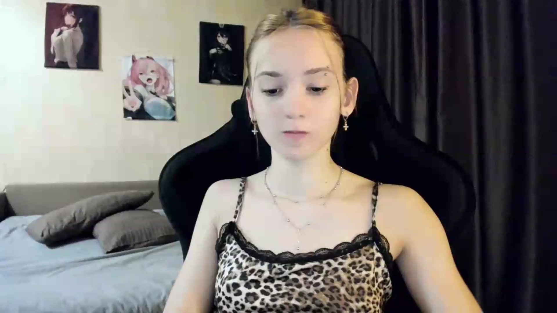 Gallery image thumbnail from Madison_Burke's myfreecams stream on, 05/20/2026, 24:35 image 12 of 20