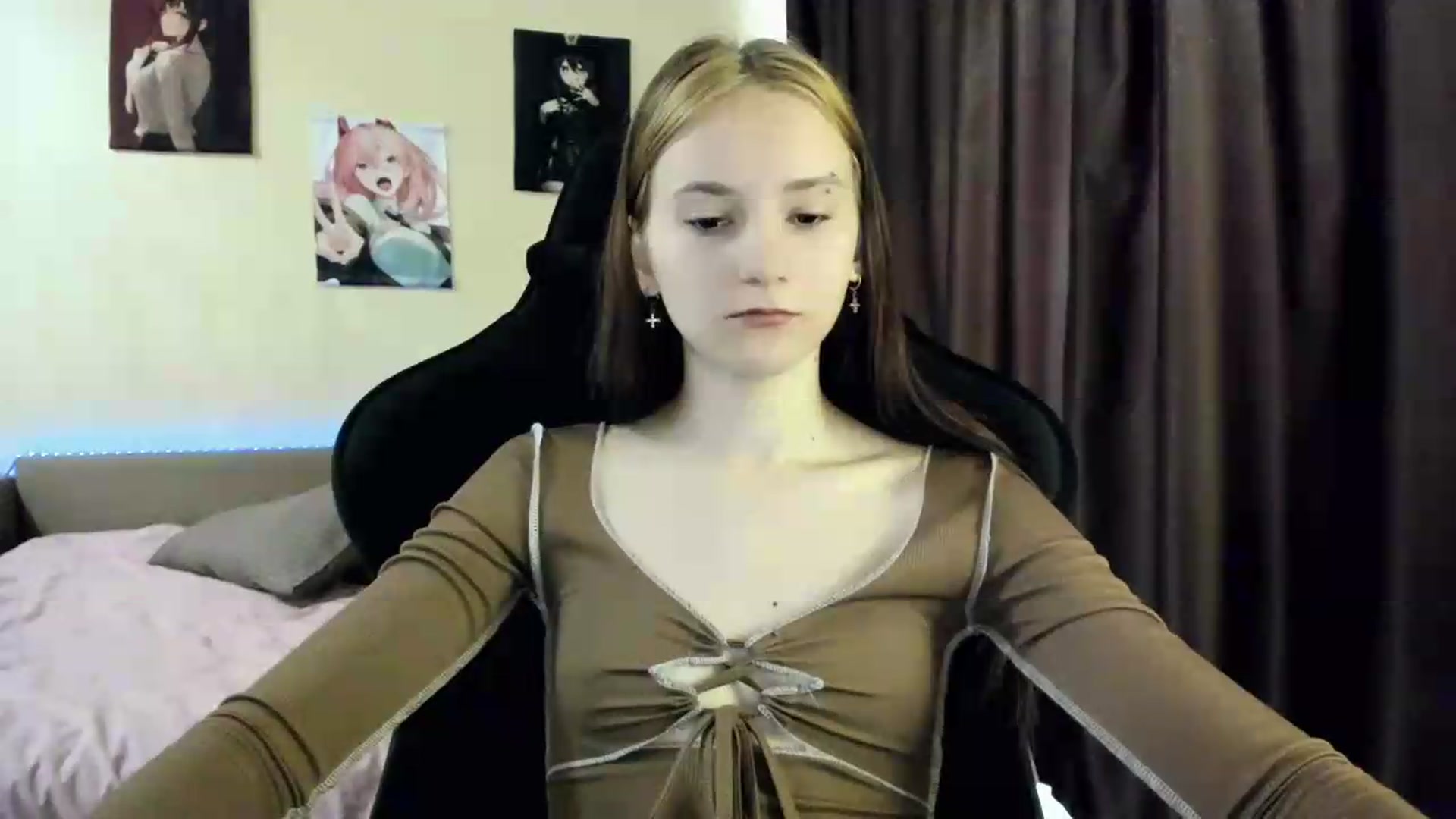 Gallery image thumbnail from Madison_Burke's myfreecams stream on, 05/26/2026, 04:06 image 19 of 20