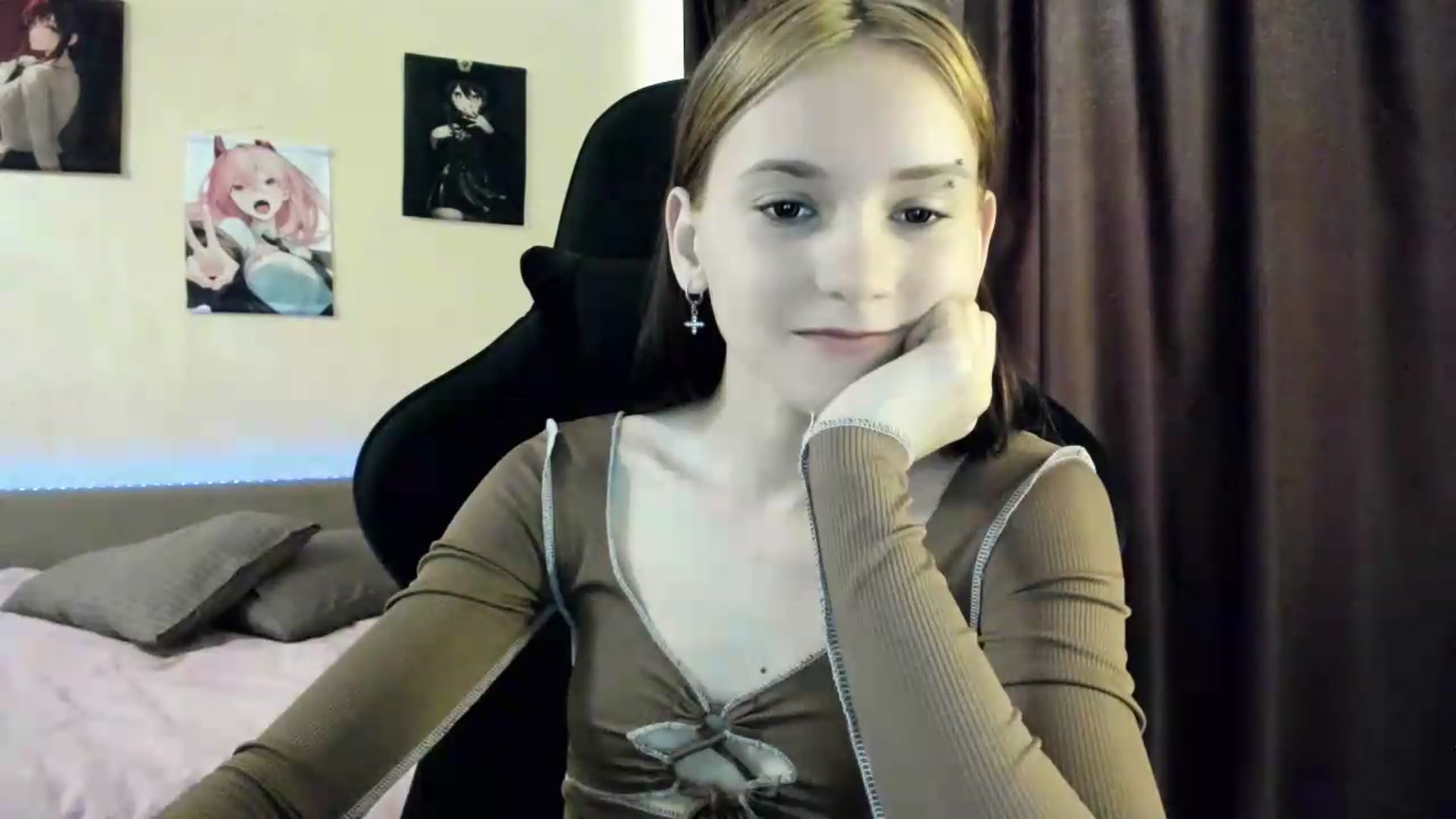 Gallery image thumbnail from Madison_Burke's myfreecams stream on, 05/26/2026, 05:59 image 9 of 20