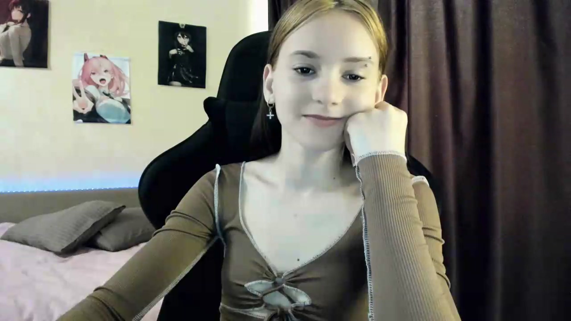 Gallery image thumbnail from Madison_Burke's myfreecams stream on, 05/26/2026, 05:59 image 10 of 20