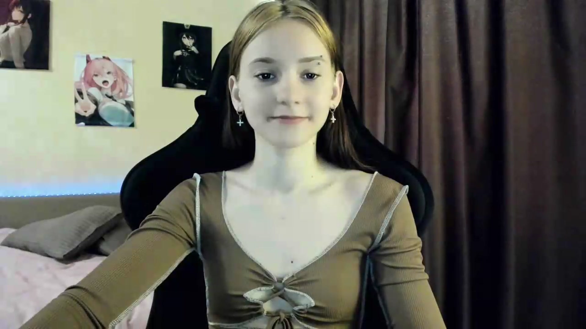 Gallery image thumbnail from Madison_Burke's myfreecams stream on, 05/26/2026, 05:59 image 5 of 20