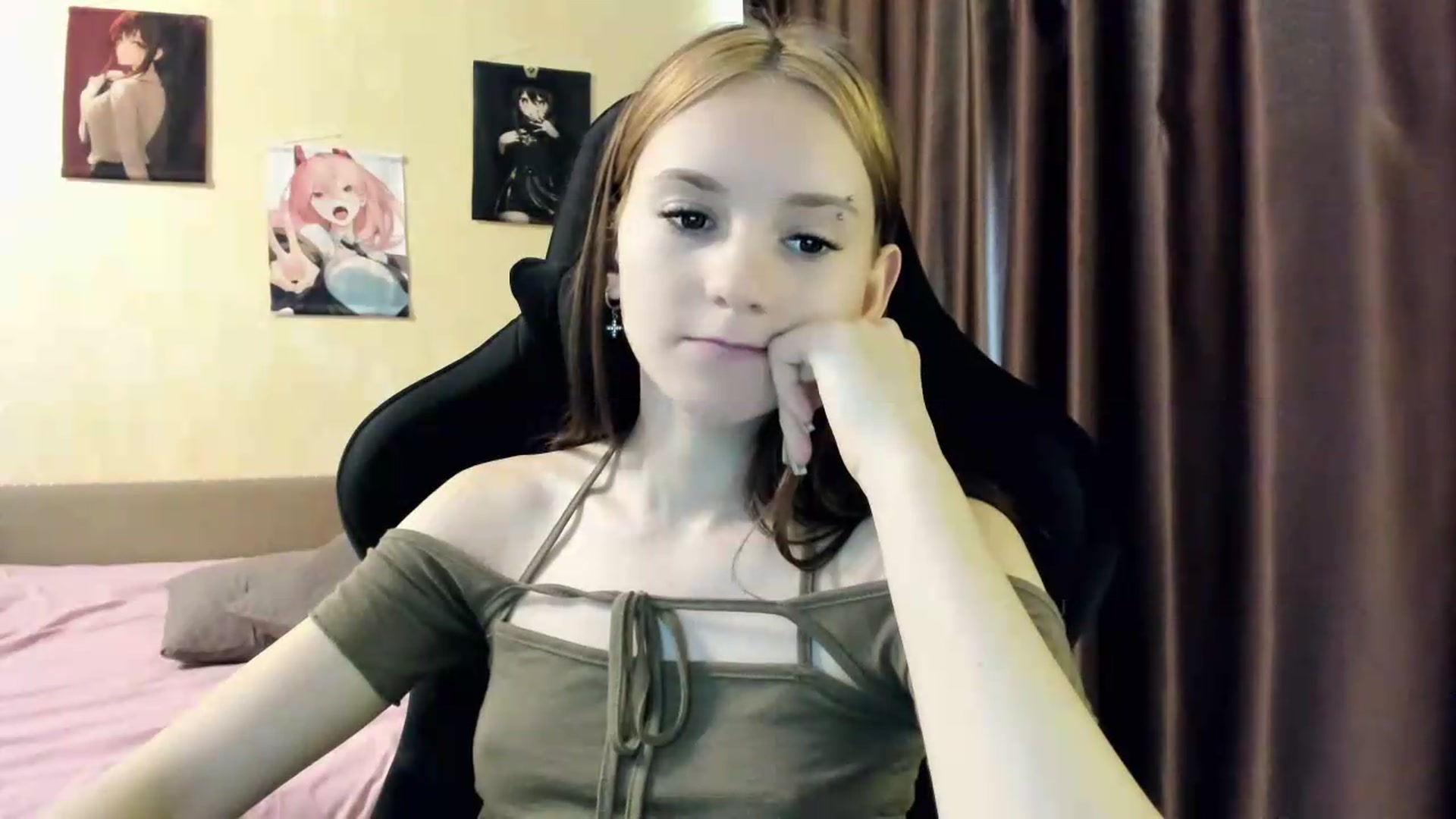 Gallery image thumbnail from Madison_Burke's myfreecams stream on, 05/29/2026, 05:56 image 14 of 20