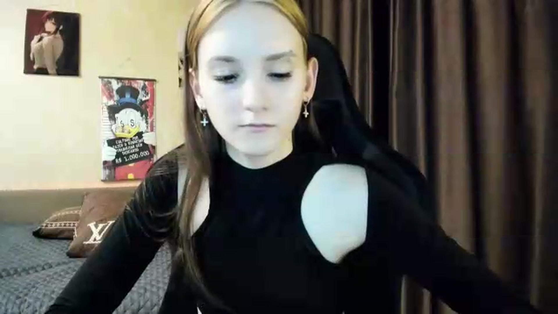 Gallery image thumbnail from Madison_Burke's myfreecams stream on, 05/29/2026, 18:29 image 15 of 20