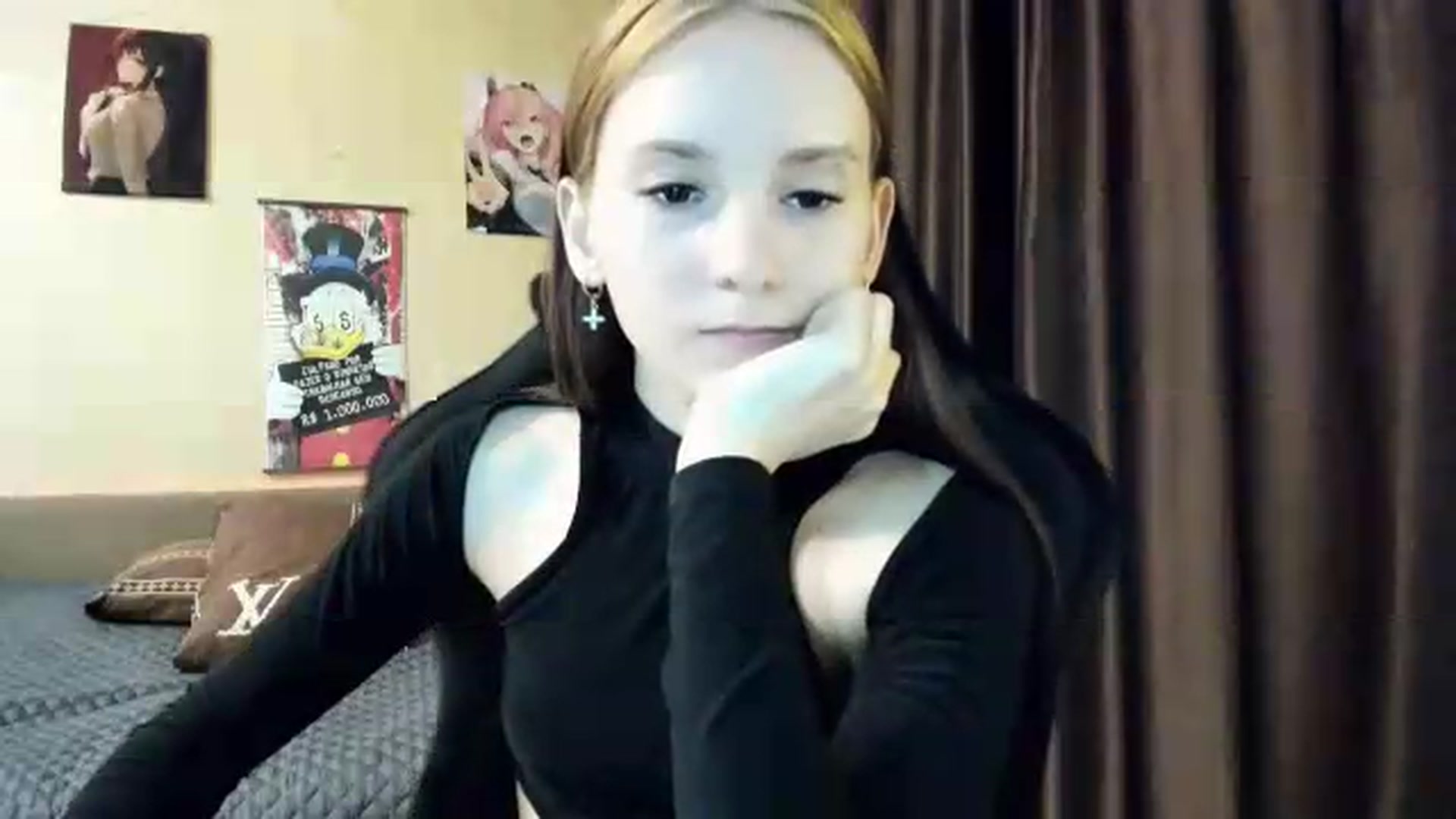 Gallery image thumbnail from Madison_Burke's myfreecams stream on, 05/29/2026, 18:29 image 16 of 20