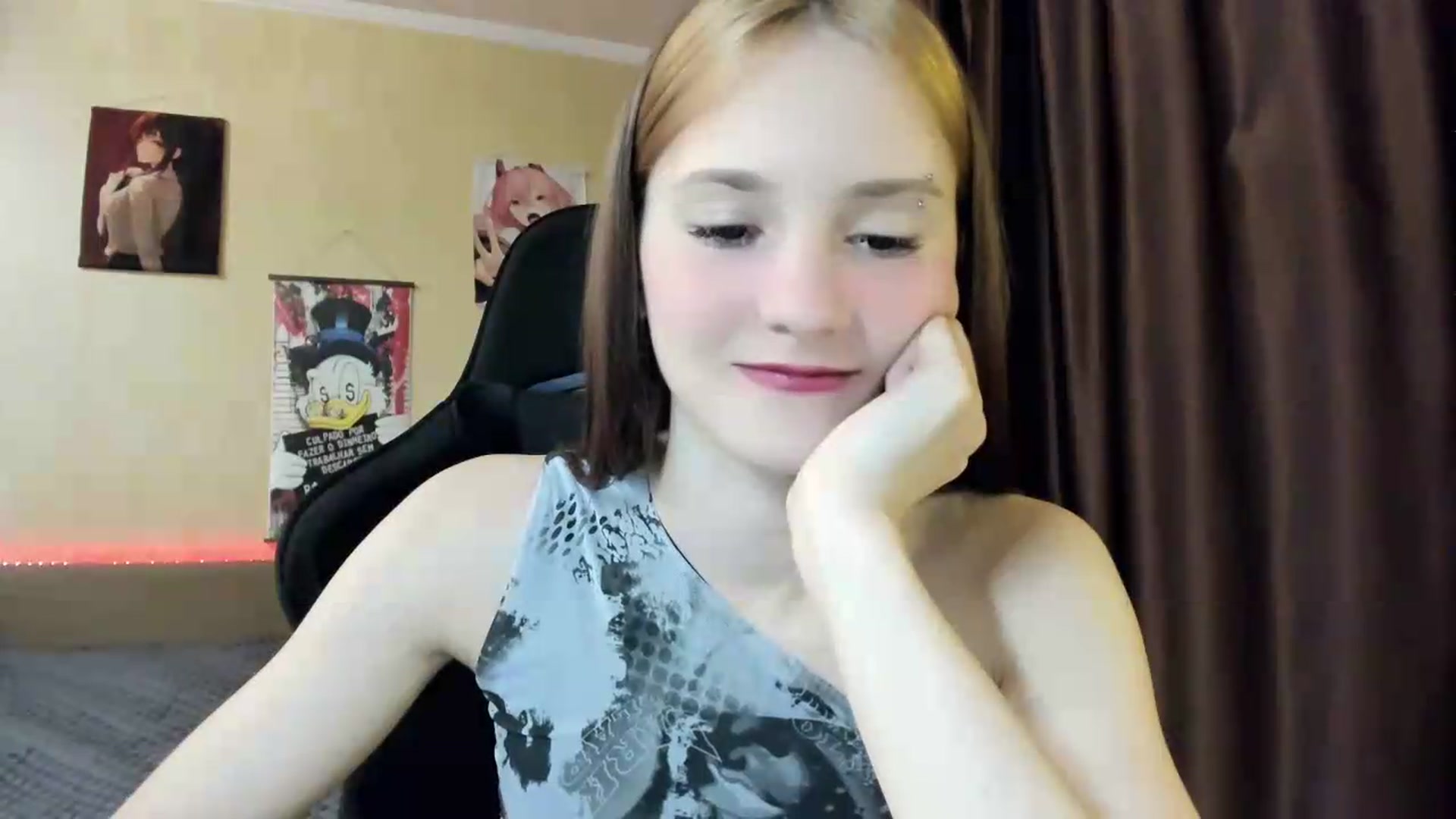 Gallery image thumbnail from Madison_Burke's myfreecams stream on, 05/31/2026, 17:18 image 11 of 20