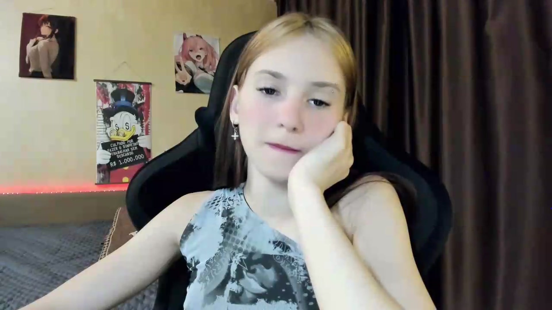 Gallery image thumbnail from Madison_Burke's myfreecams stream on, 05/31/2026, 18:54 image 16 of 20