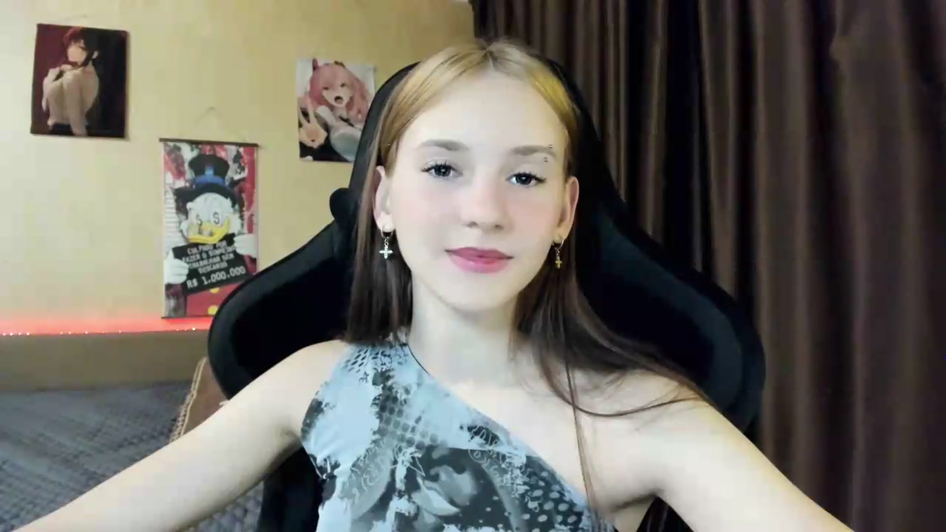 Gallery image thumbnail from Madison_Burke's myfreecams stream on, 05/31/2026, 18:54 image 19 of 20