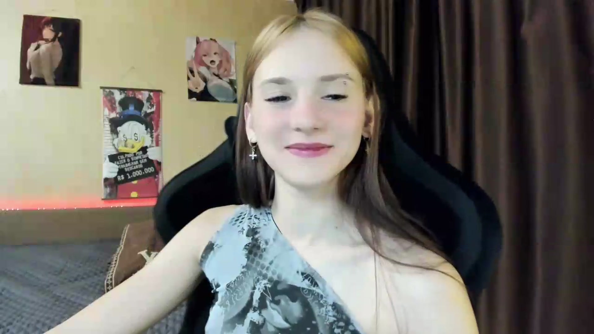 Gallery image thumbnail from Madison_Burke's myfreecams stream on, 05/31/2026, 18:54 image 15 of 20