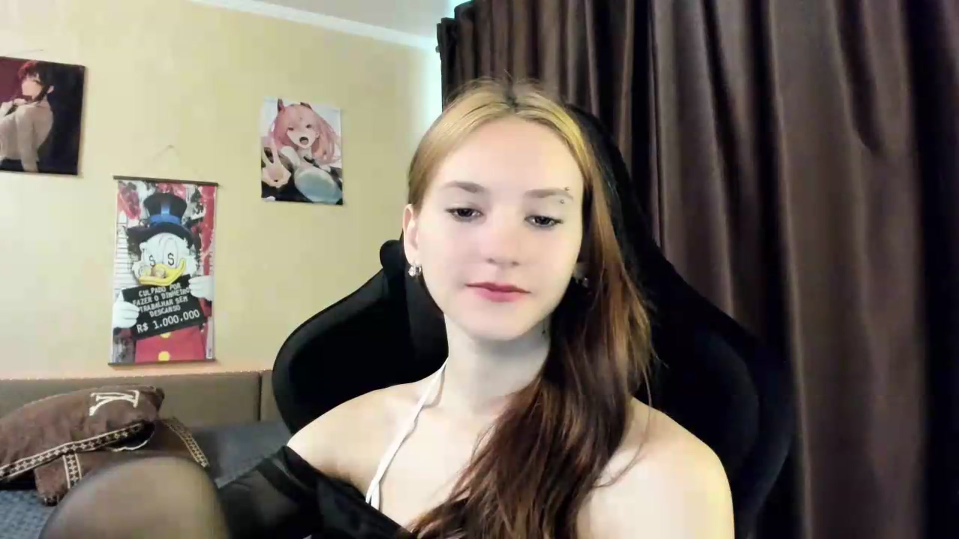 Gallery image thumbnail from Madison_Burke's myfreecams stream on, 06/11/2026, 04:03 image 19 of 20