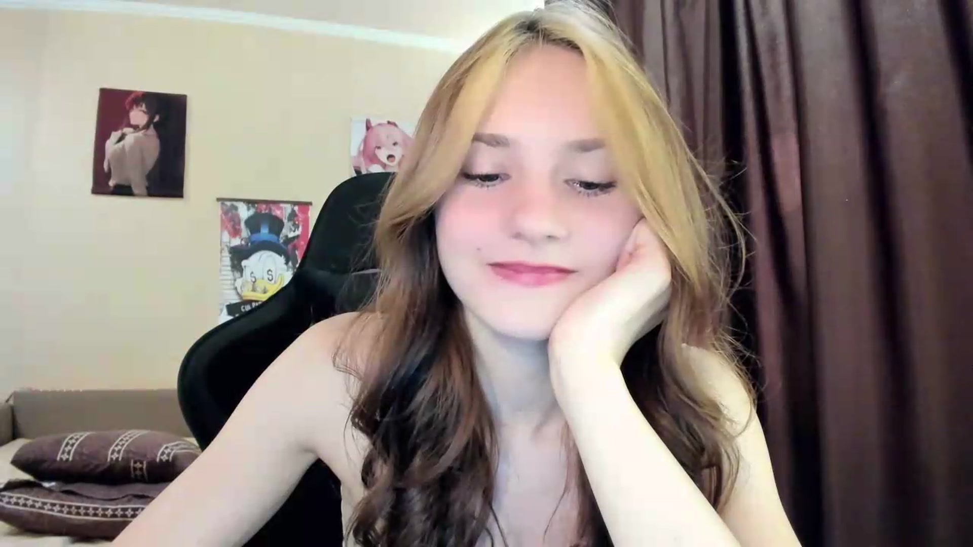 Gallery image thumbnail from Madison_Burke's myfreecams stream on, 06/20/2026, 13:26 image 4 of 20