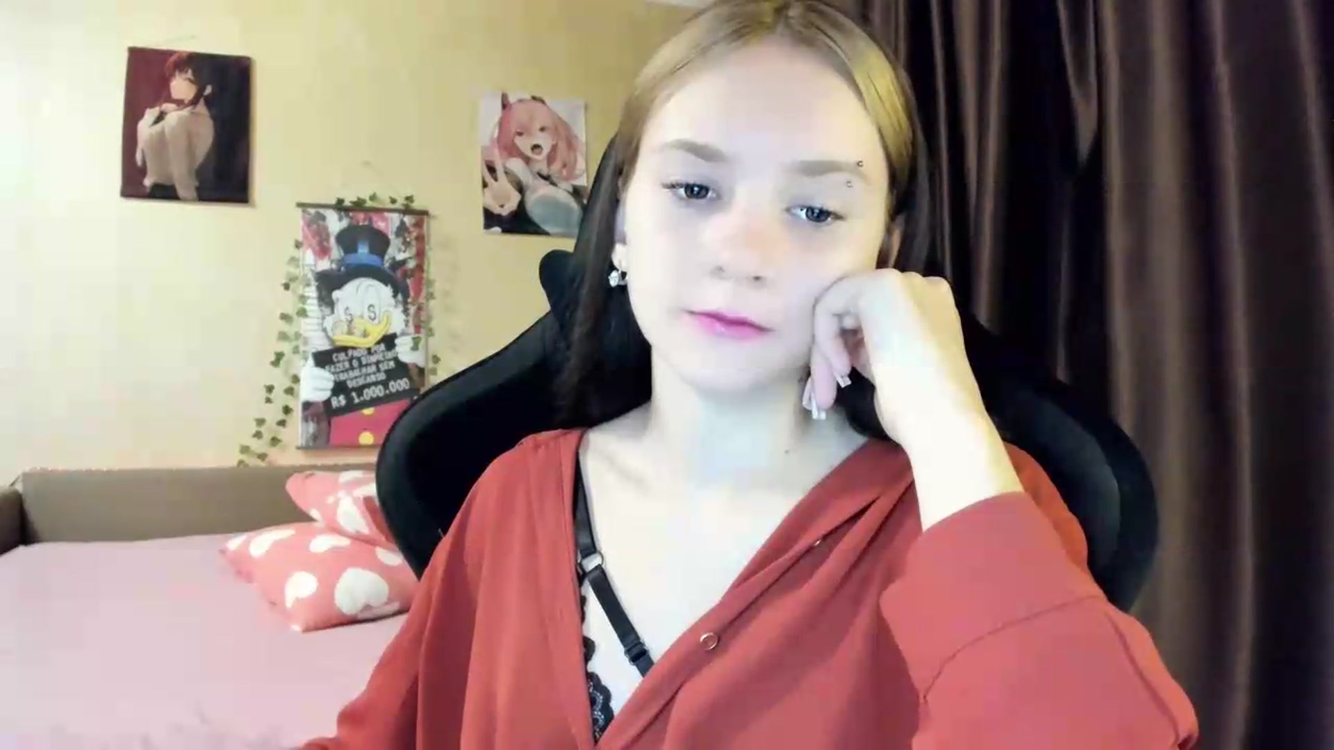 Gallery image thumbnail from Madison_Burke's myfreecams stream on, 06/29/2026, 22:50 image 18 of 20