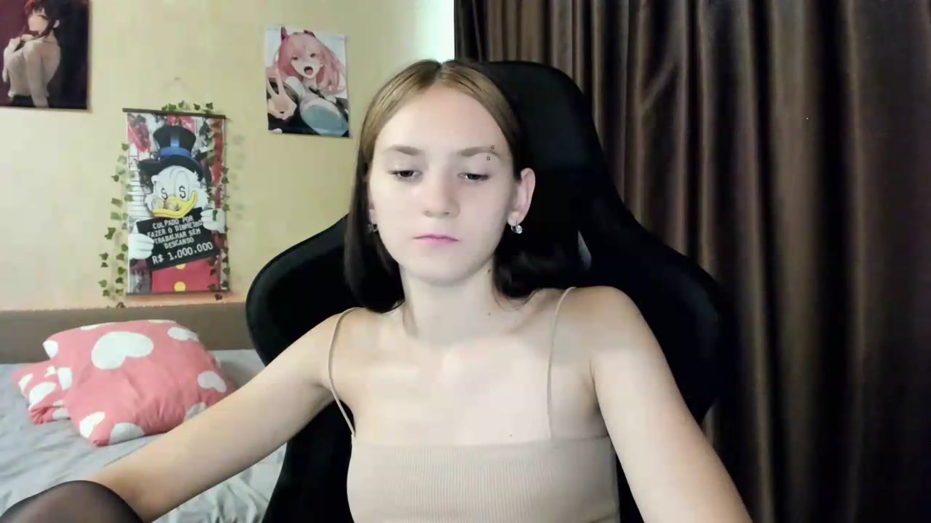 Gallery image thumbnail from Madison_Burke's myfreecams stream on, 07/01/2026, 06:37 image 17 of 20