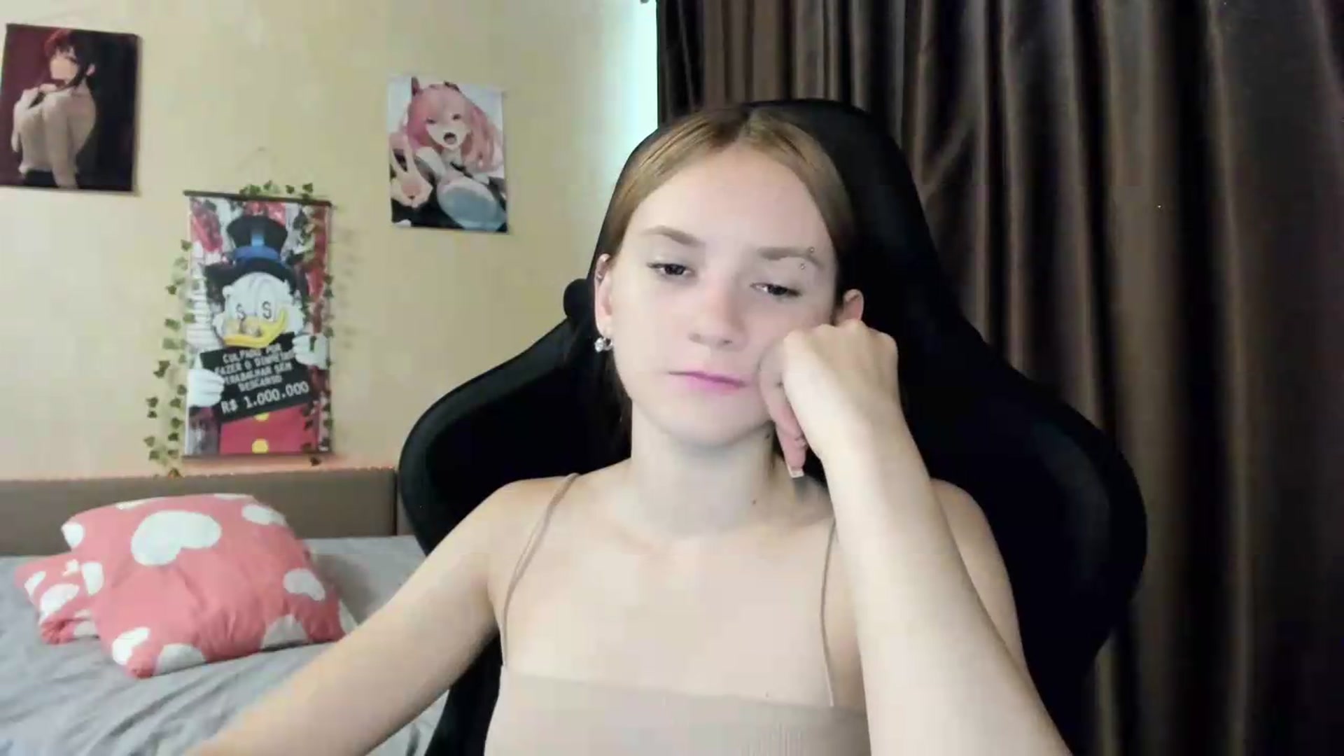 Gallery image thumbnail from Madison_Burke's myfreecams stream on, 07/01/2026, 06:37 image 4 of 20