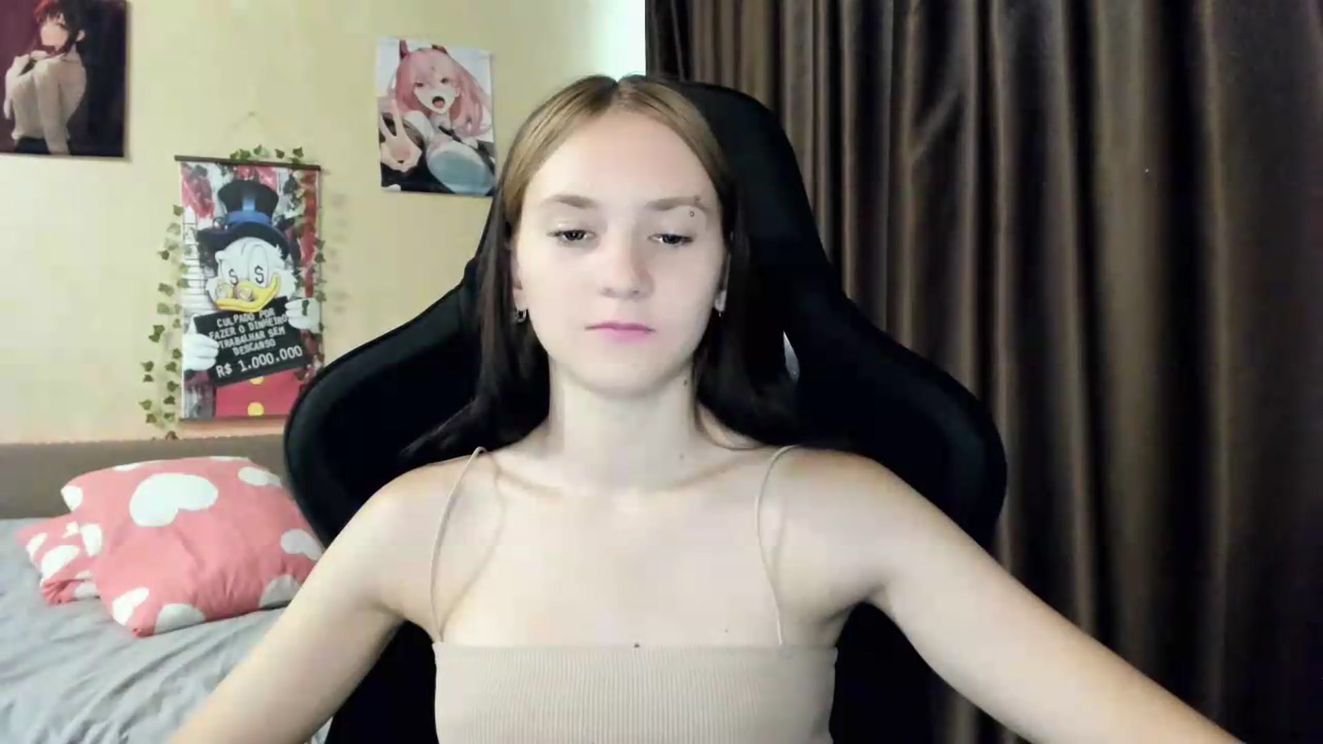 Gallery image thumbnail from Madison_Burke's myfreecams stream on, 07/01/2026, 06:37 image 11 of 20
