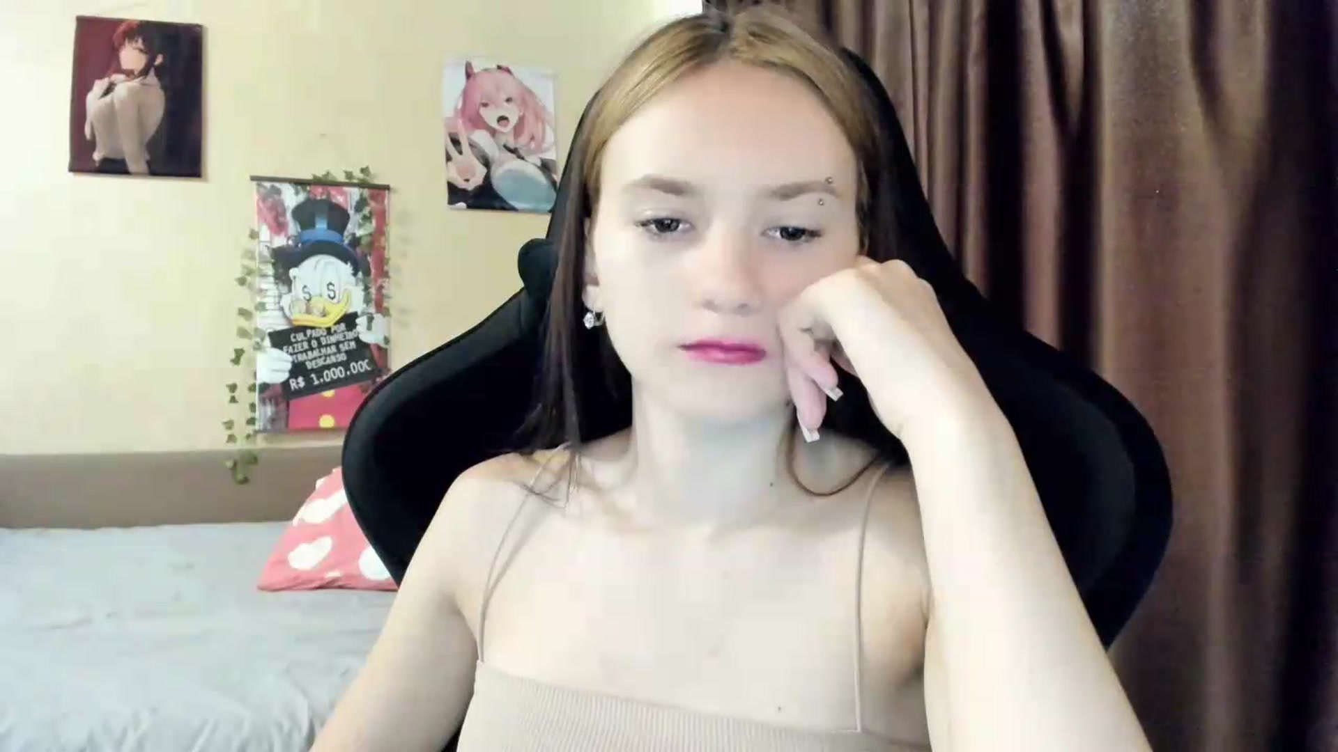 Gallery image thumbnail from Madison_Burke's myfreecams stream on, 07/08/2026, 07:03 image 17 of 20