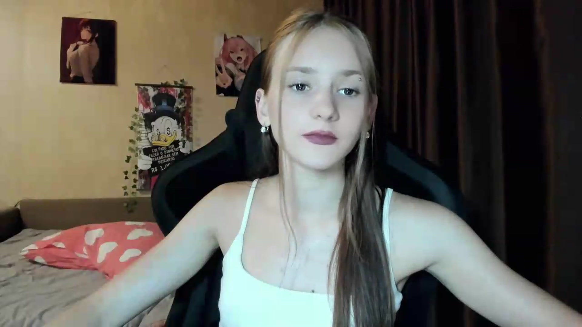 Gallery image thumbnail from Madison_Burke's myfreecams stream on, 07/08/2026, 22:02 image 16 of 20