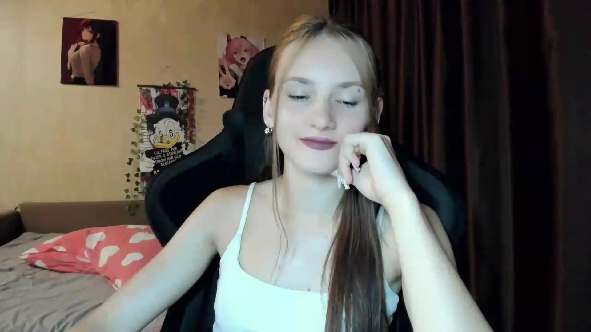 Gallery image thumbnail from Madison_Burke's myfreecams stream on, 07/08/2026, 22:02 image 18 of 20