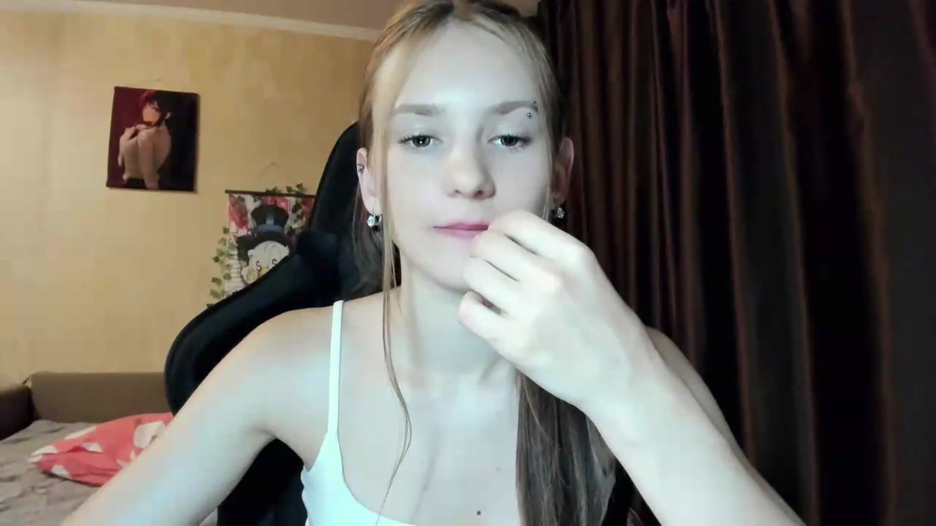 Gallery image thumbnail from Madison_Burke's myfreecams stream on, 07/09/2026, 24:30 image 18 of 20