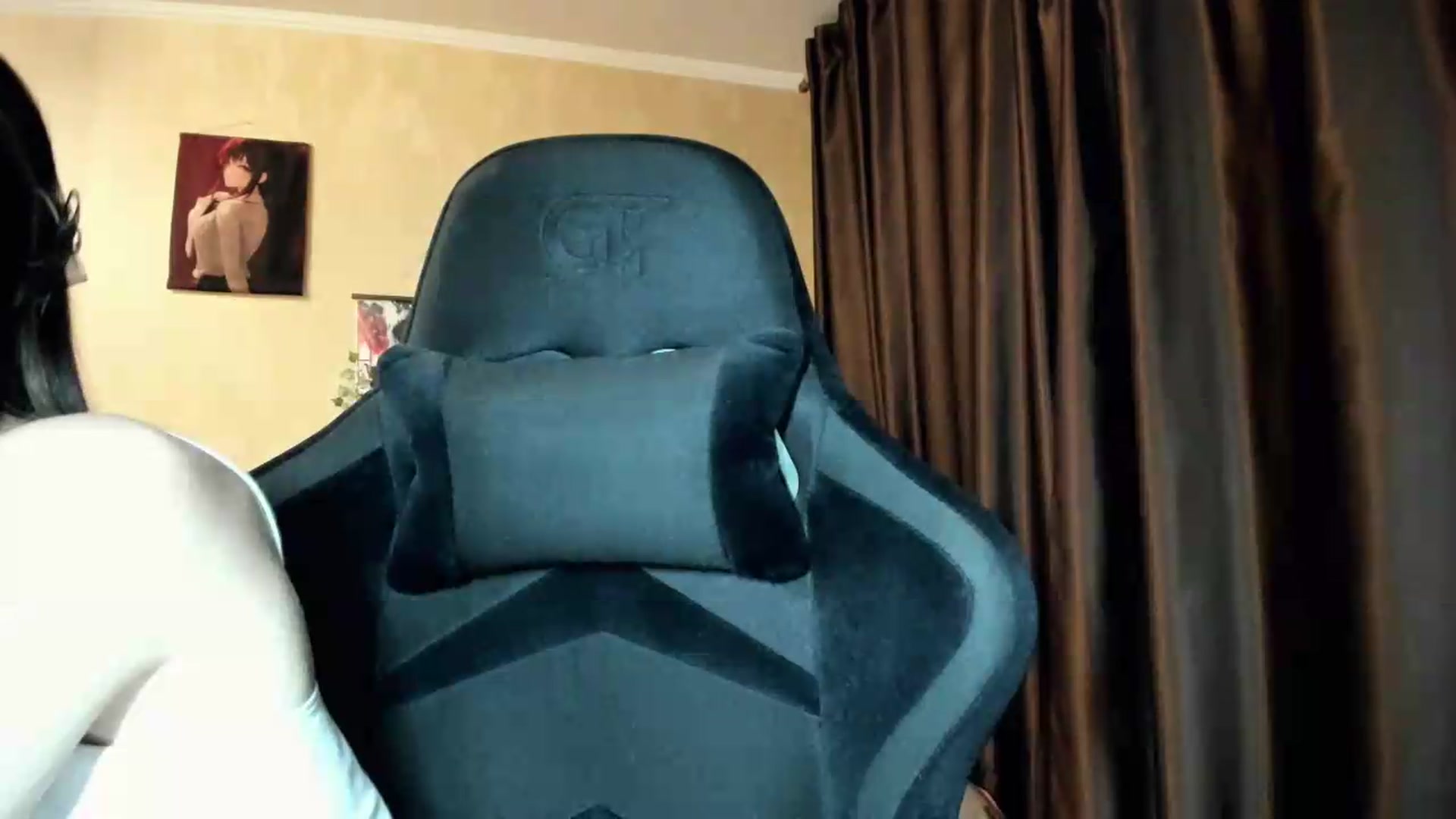 Gallery image thumbnail from Madison_Burke's myfreecams stream on, 07/09/2026, 24:30 image 17 of 20