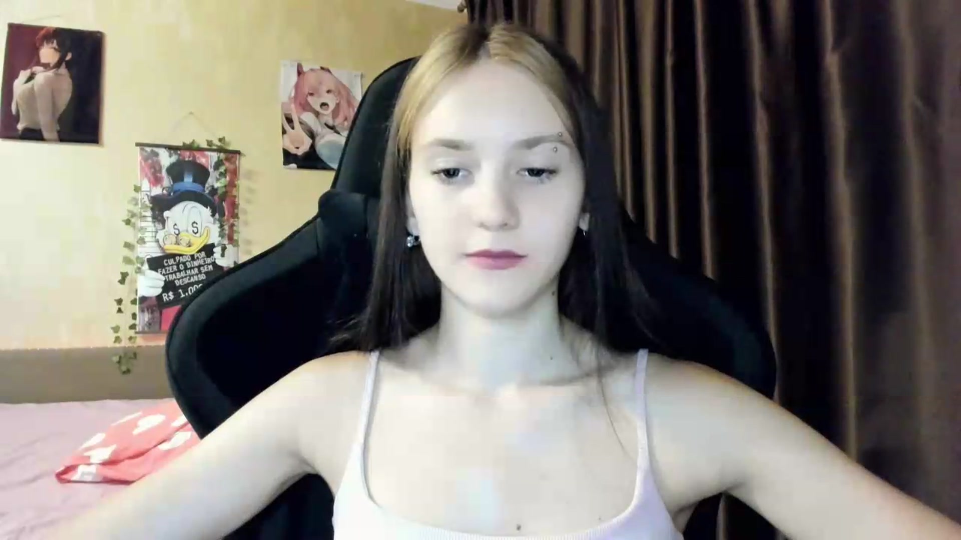 Gallery image thumbnail from Madison_Burke's myfreecams stream on, 07/10/2026, 24:00 image 12 of 20