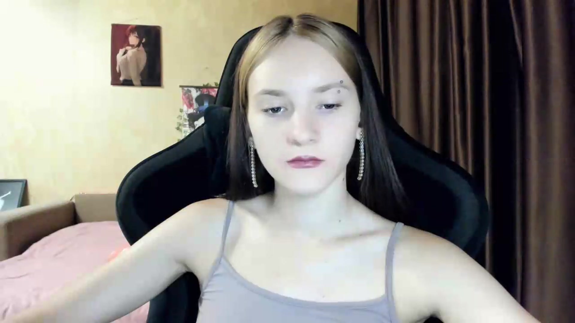 Gallery image thumbnail from Madison_Burke's myfreecams stream on, 07/11/2026, 22:27 image 4 of 20