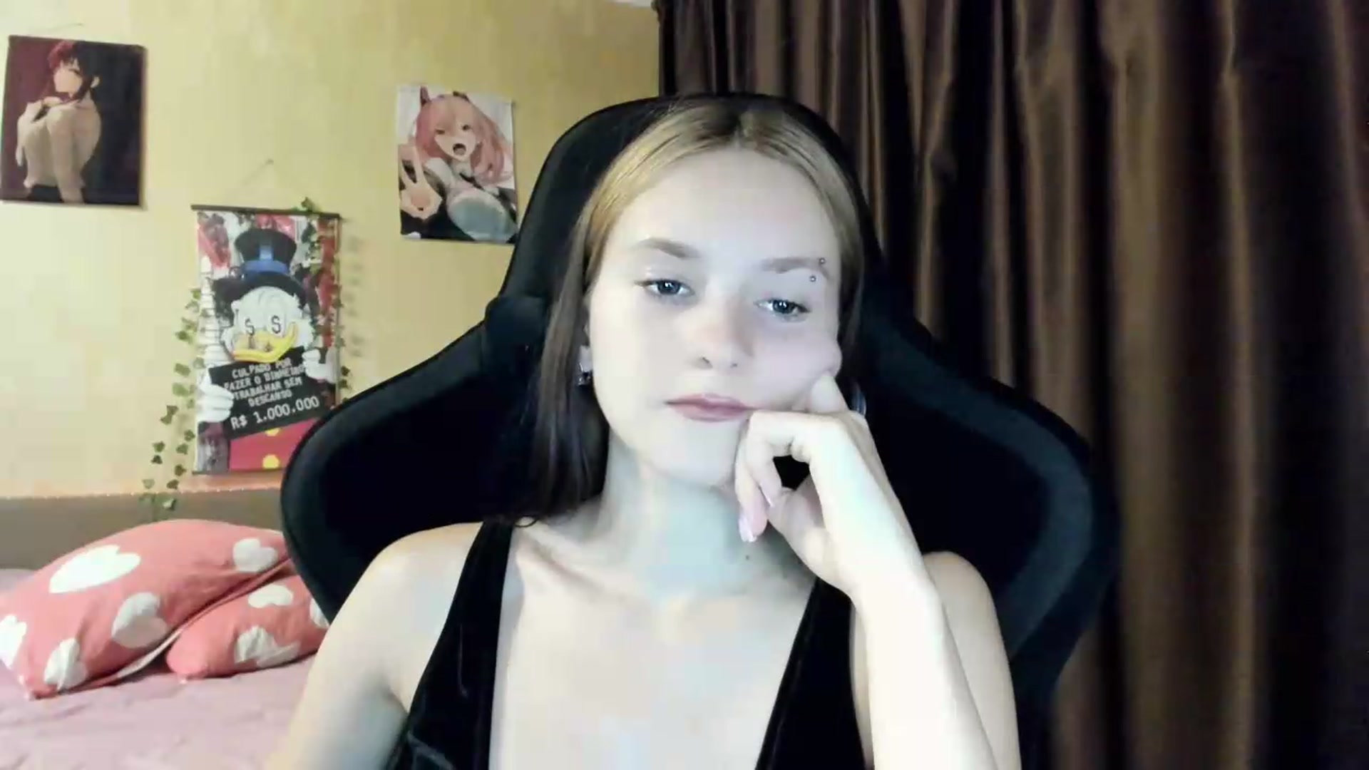 Gallery image thumbnail from Madison_Burke's myfreecams stream on, 07/13/2026, 22:32 image 3 of 20