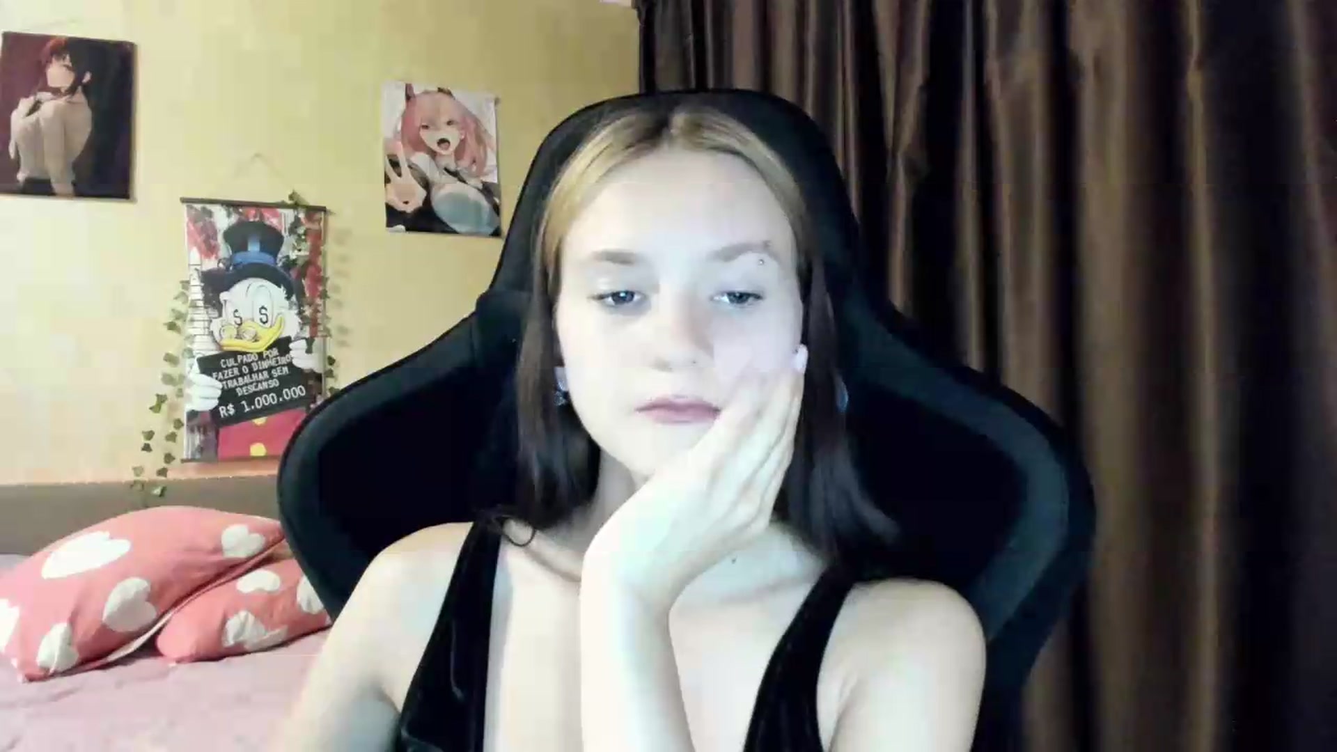 Gallery image thumbnail from Madison_Burke's myfreecams stream on, 07/13/2026, 22:32 image 5 of 20