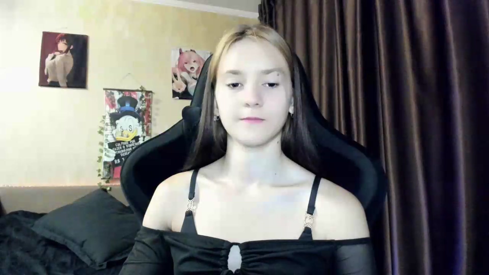 Gallery image thumbnail from Madison_Burke's myfreecams stream on, 07/18/2026, 21:06 image 15 of 20
