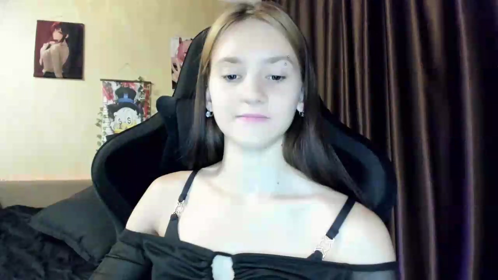 Gallery image thumbnail from Madison_Burke's myfreecams stream on, 07/18/2026, 23:05 image 17 of 20