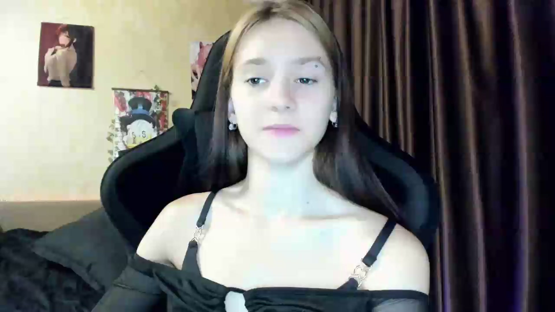 Gallery image thumbnail from Madison_Burke's myfreecams stream on, 07/18/2026, 23:05 image 15 of 20