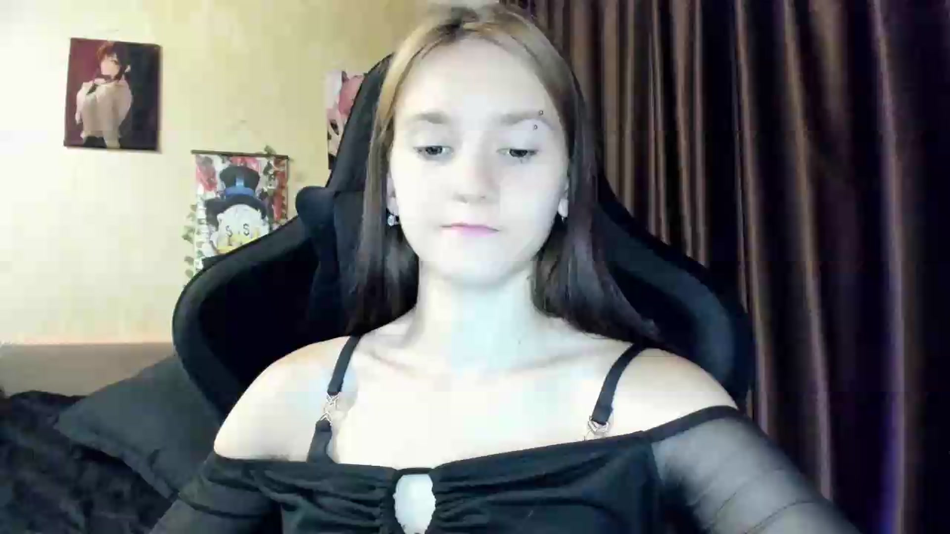 Gallery image thumbnail from Madison_Burke's myfreecams stream on, 07/18/2026, 23:05 image 19 of 20